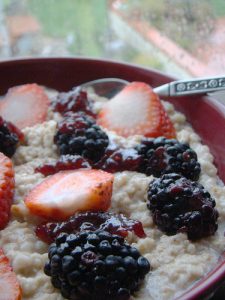 Oatmeal: Heart Health in a Bowl