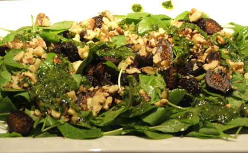 Mediterranean Diet: Arugula Salad with Figs and Walnuts