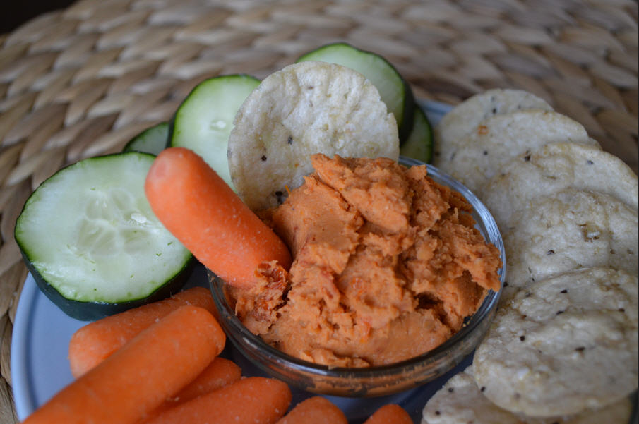 Heart Healthy Recipe Of Roasted Garlic & Sundried Tomato White Bean Dip